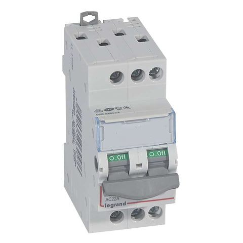 Legrand - Lastschakelaar DX³ 3P 20A 3 modules - 406457