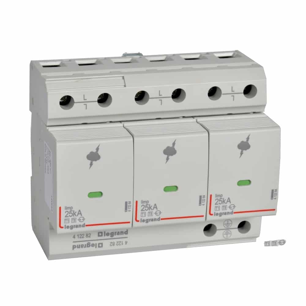 Legrand - Overspann. T1 - 3P -25 en 35kA 1.5kV - Uc 350V - 6 modules - 412282