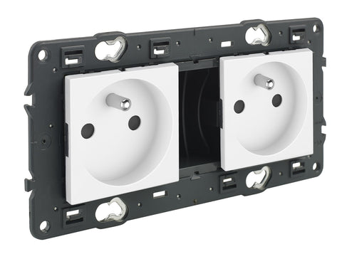 Legrand - Val Stopcontact 2x2P+A voorbekabeld volledig app. wit met schroef - 741522